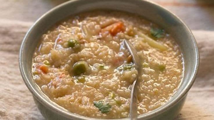 5 Cracked Wheat Daliya Khichdi Recipes for Your Growing Child