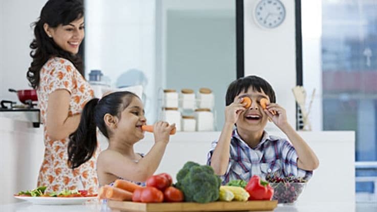 10 Superfoods for Right Diet to Build Your Child's Immunity